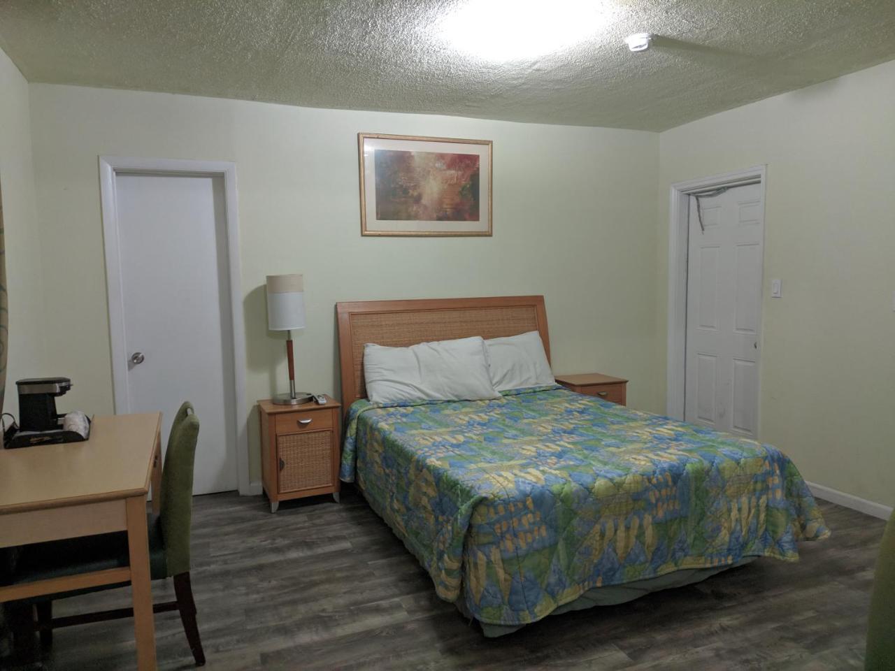 Travelers Inn - קלירווטר מראה חיצוני תמונה